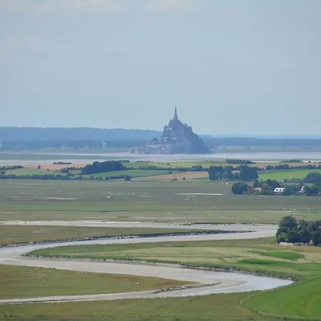 La Chaumiere Des Brules Nocleg ze śniadaniem Avranches