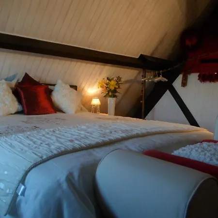 Bed & Breakfast La Chaumiere Des Brules Avranches